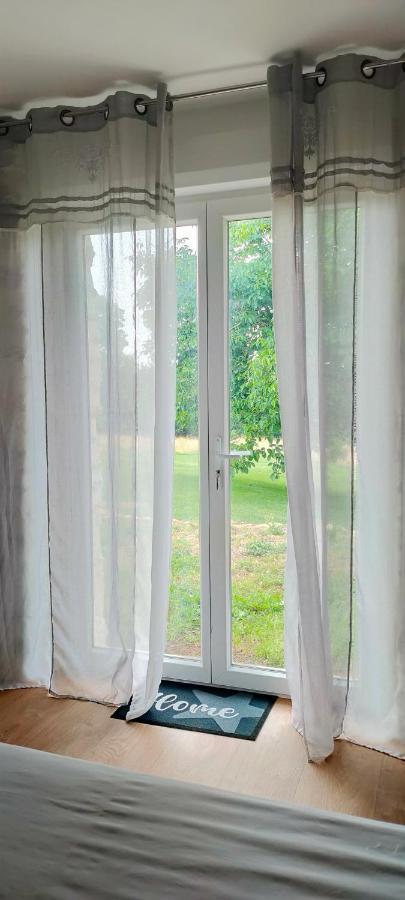 Bed and Breakfast Le Petit Pre Bouesse Екстер'єр фото